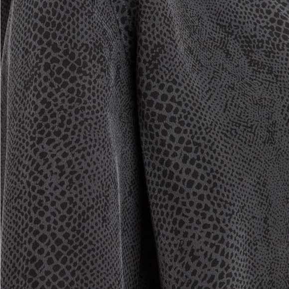 Rails Kate Cobra Silk Top Size XXS NWT - Picture 4 of 7